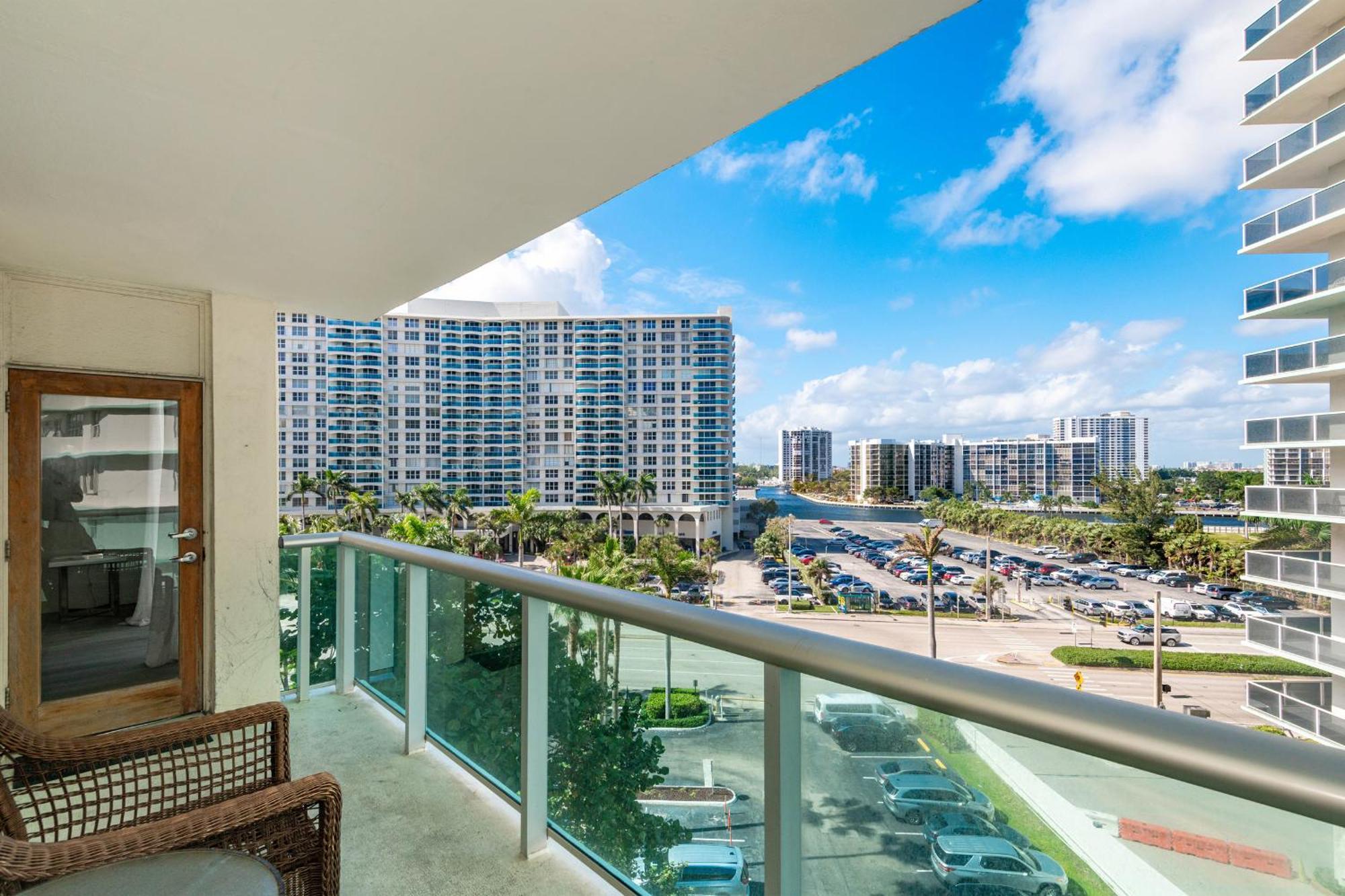 Lovely Apartment In The Beach- Tides Hollywood Exterior foto